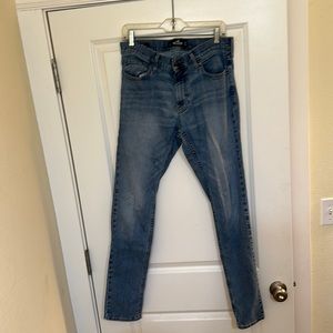 Hollister Medium/Light Wash Jeans